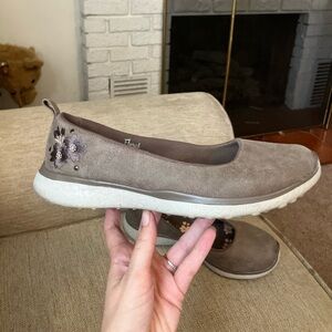 Skechers floral festival arch fit inspire in wind more